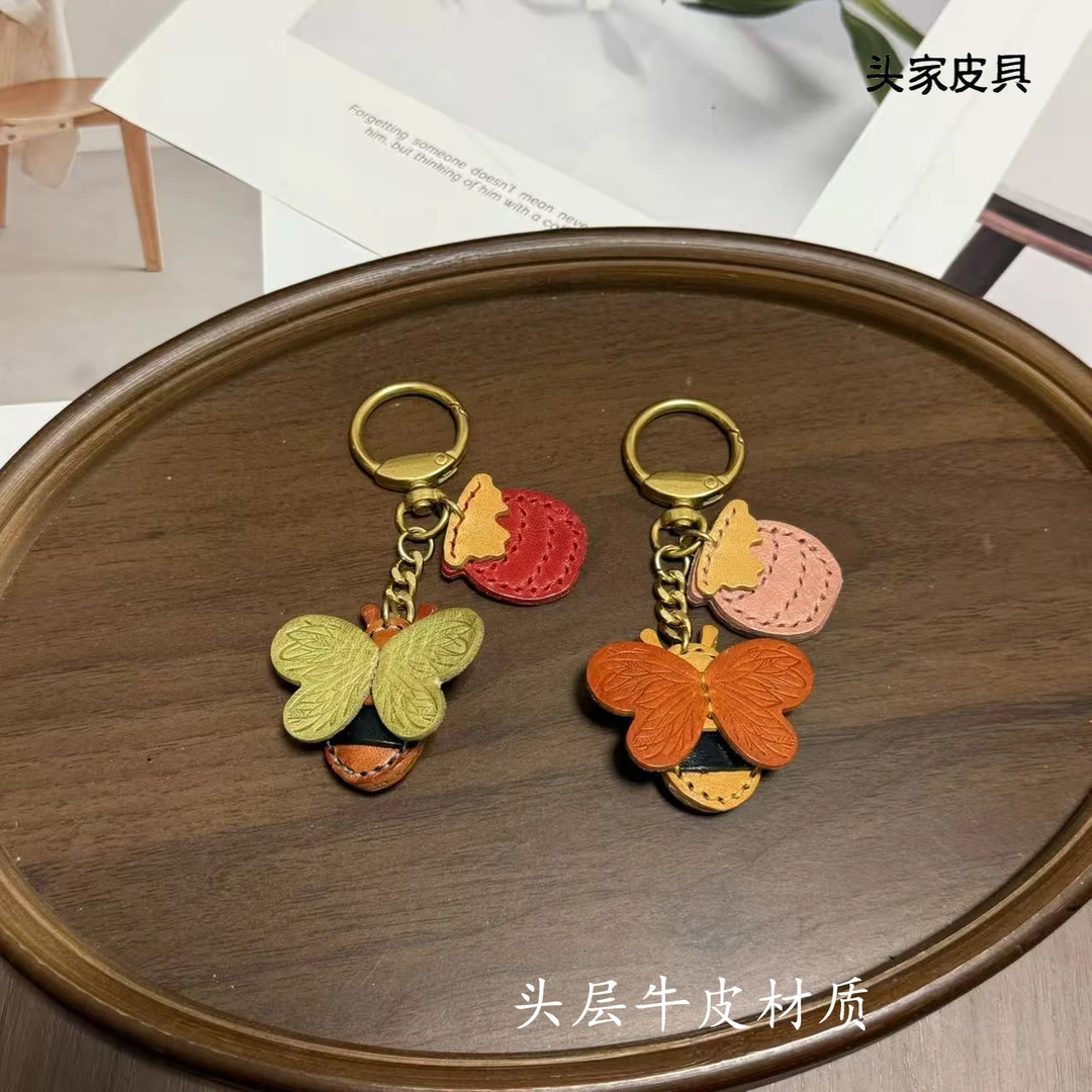 时空蜜罐头层牛皮小蜜蜂真皮手工包挂件闺蜜礼物