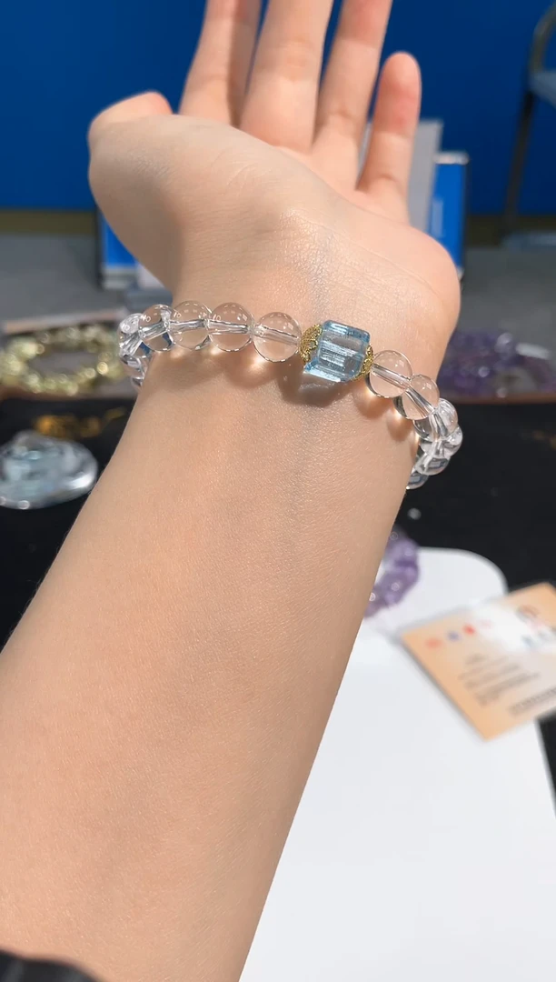 【闪购商品】水晶手链未镶嵌97号托帕石白水单圈设计款