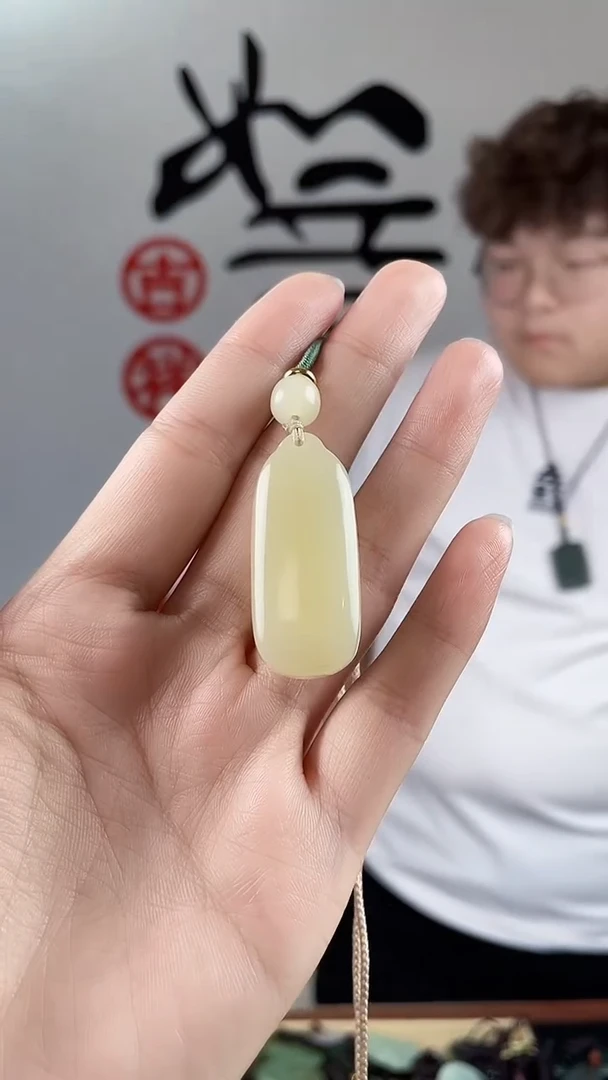 和田玉未镶嵌颈饰拍一发一，多样性发货