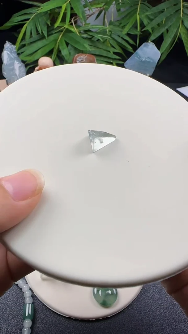 定制翡翠未镶嵌天然翡翠