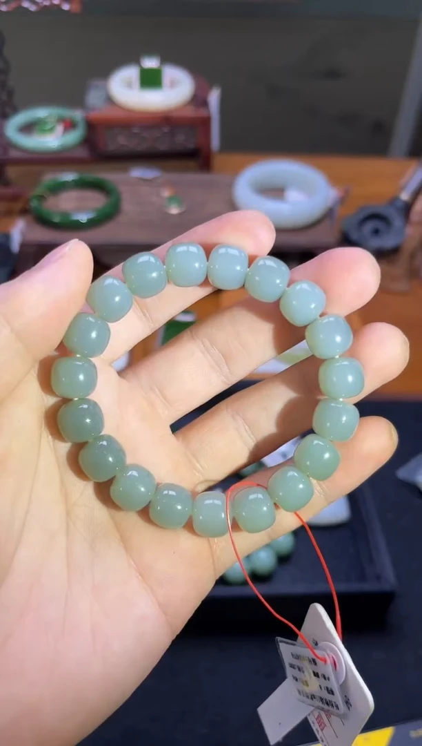 未镶嵌手串和田玉卡11+吐拉牧场 老型