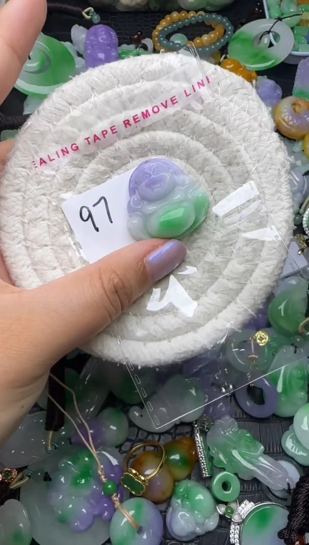 颈饰未镶嵌翡翠缅甸翡翠吊坠