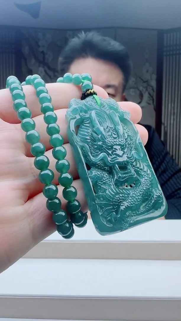 颈饰未镶嵌翡翠多样性发其一