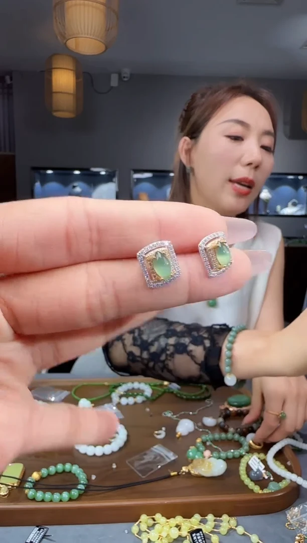 和田玉银S925镶嵌耳饰1