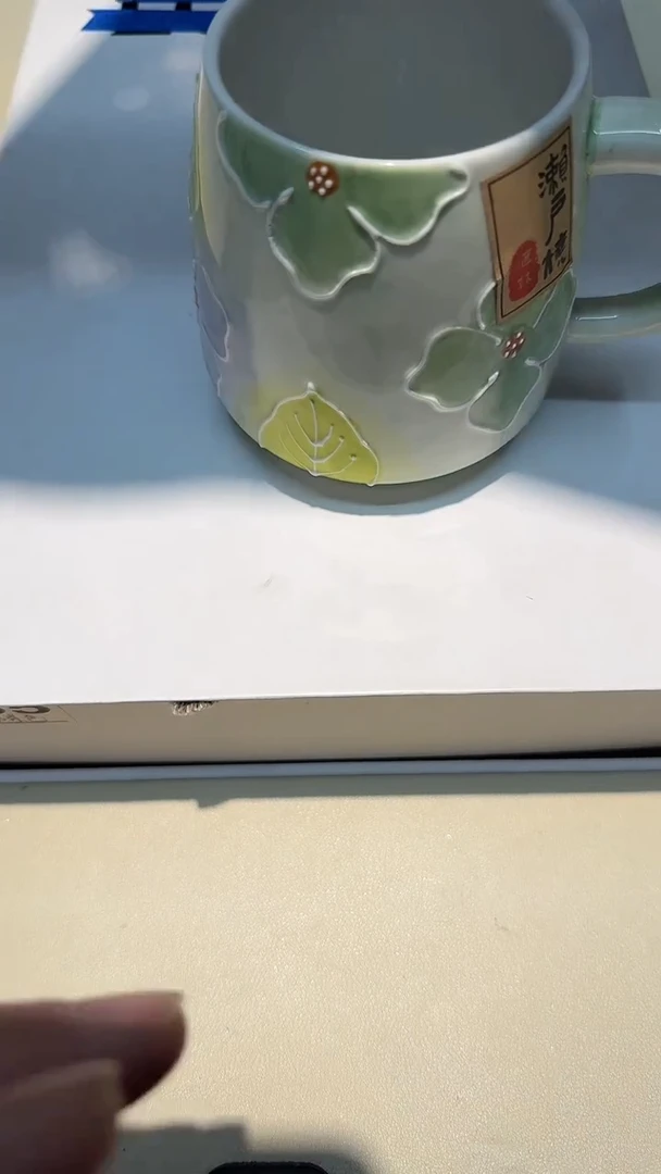 瓷片如图所示AAAAAAAAAAA555