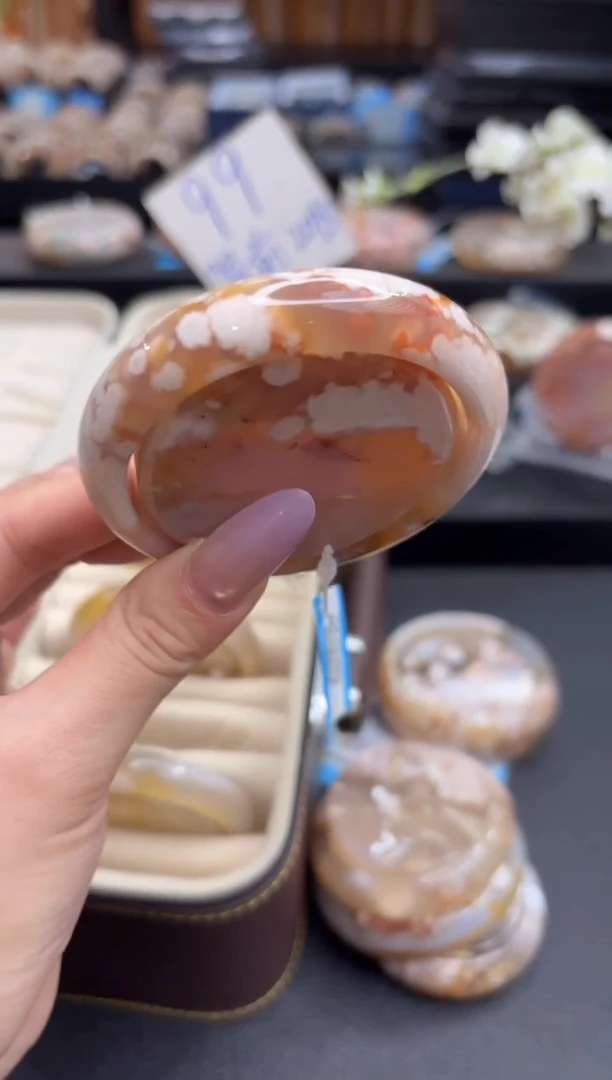 未镶嵌手镯石英质玉A22(56圈赠送镯心)