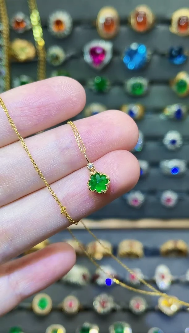 项链18K金镶嵌祖母绿0.9ct  赠18k链子