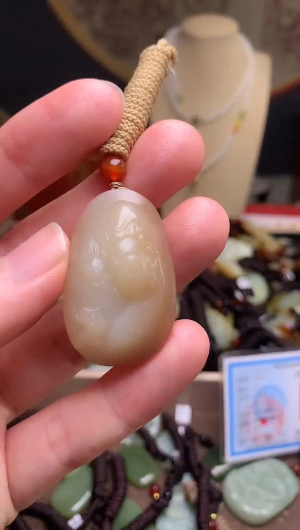 颈饰未镶嵌和田玉新疆料青海料清水和田玉吊坠