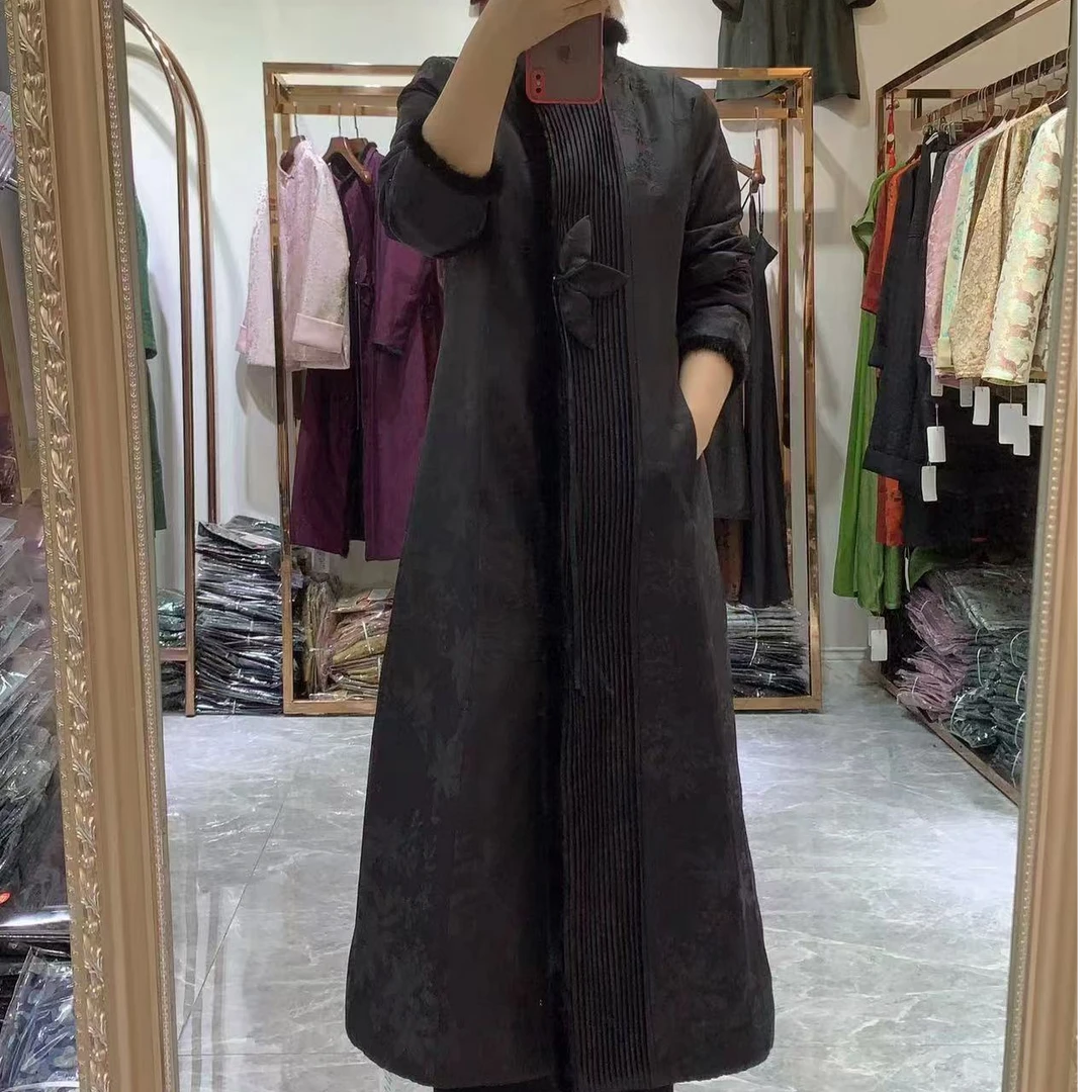 芹 新中式 真皮草水貂 高效雪丽绒 重缎提花香云纱 棉服 56013