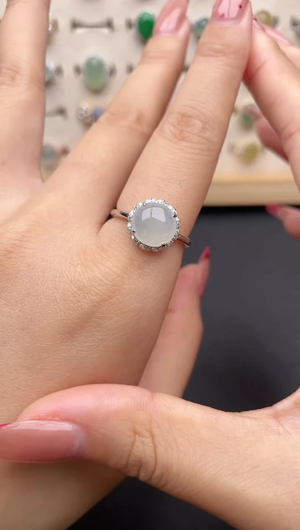 【闪购商品】翡翠戒指银S925镶嵌一物一证一礼盒