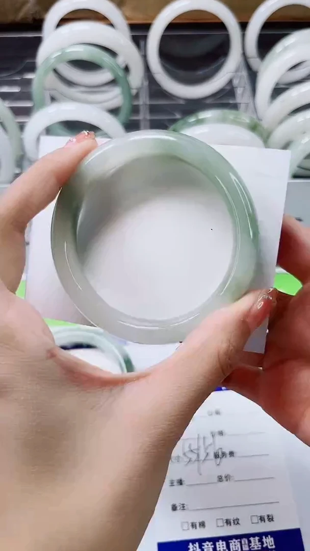 【闪购商品】石英质玉手镯未镶嵌A242-55/56