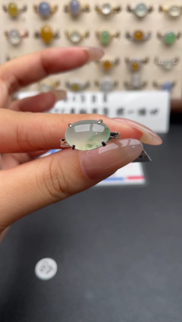 银S925镶嵌戒指翡翠一物一证一礼盒