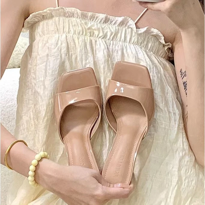 气质百搭高跟鞋女2025年夏季新款裸色方头露趾一字带外穿拖鞋女