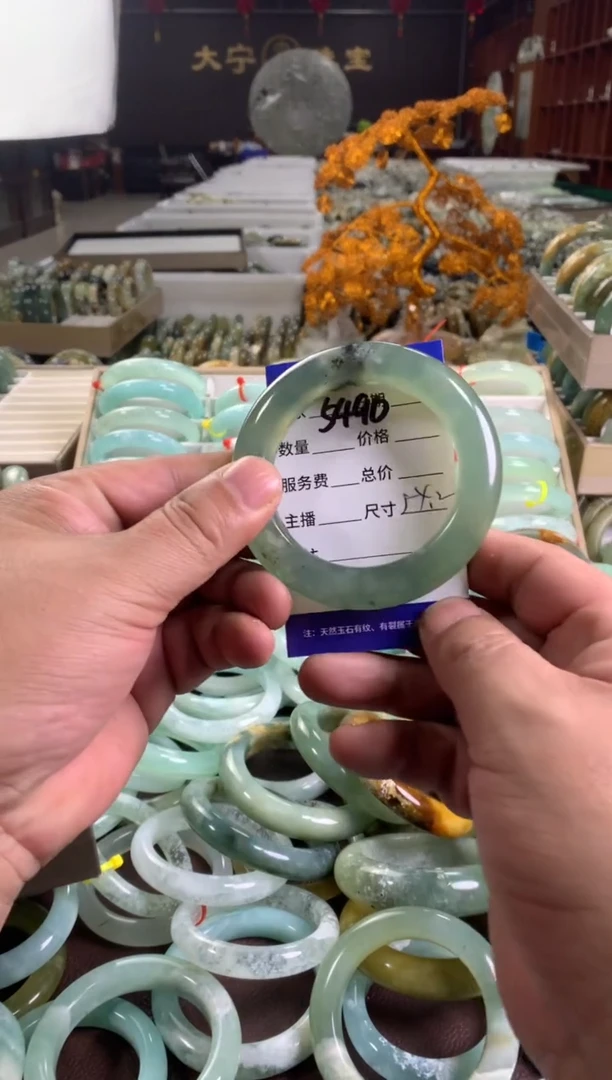 蛇纹石玉未镶嵌手镯5490