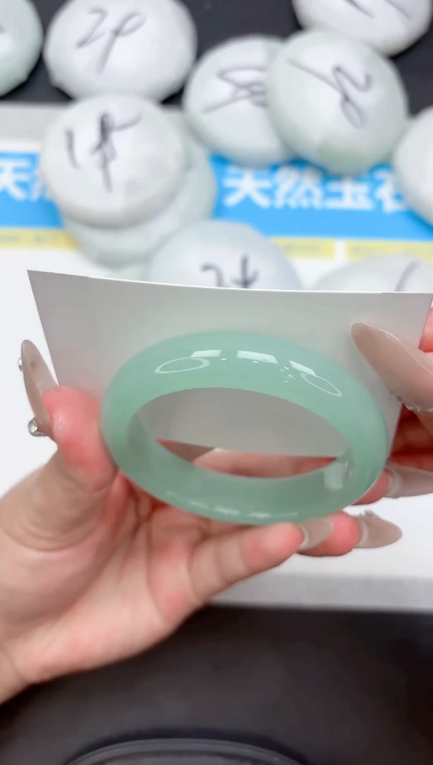 未镶嵌手镯石英质玉326-54.3