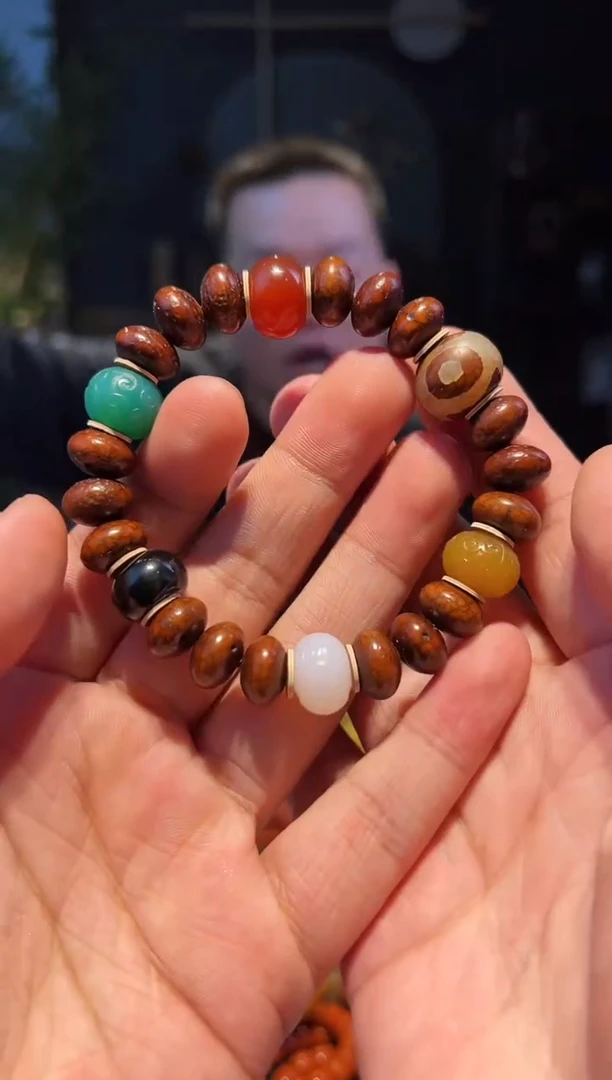 【闪购商品】菩提手串未镶嵌星月菩提木带宝串