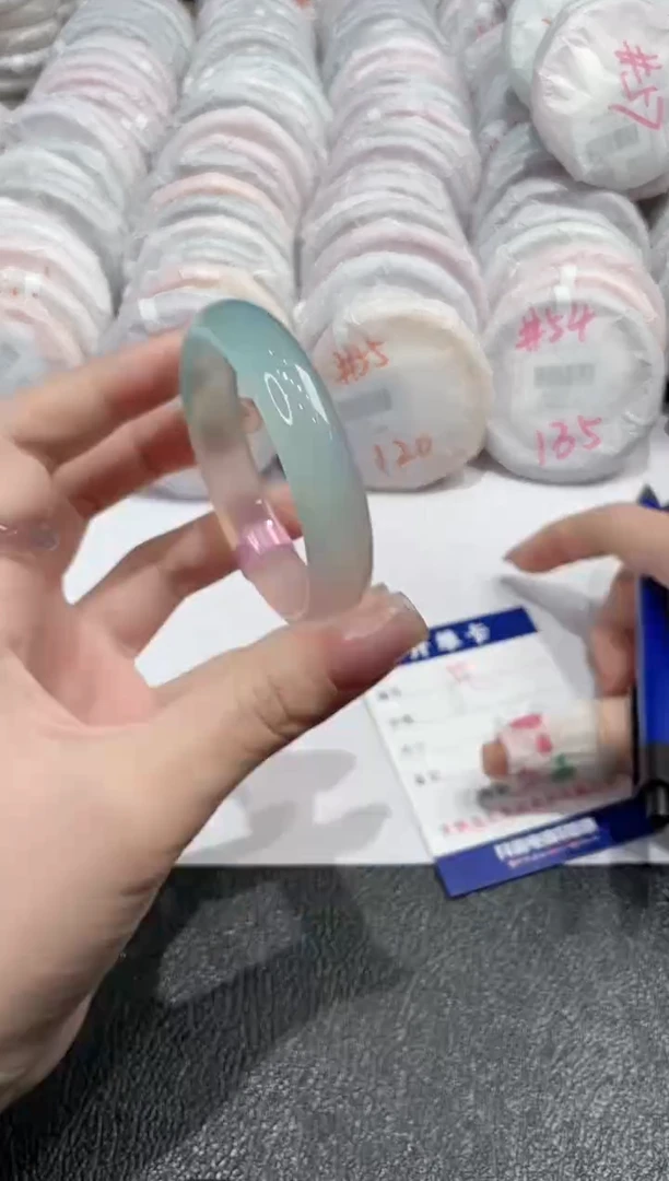 【闪购商品】玛瑙/玉髓手镯未镶嵌-75