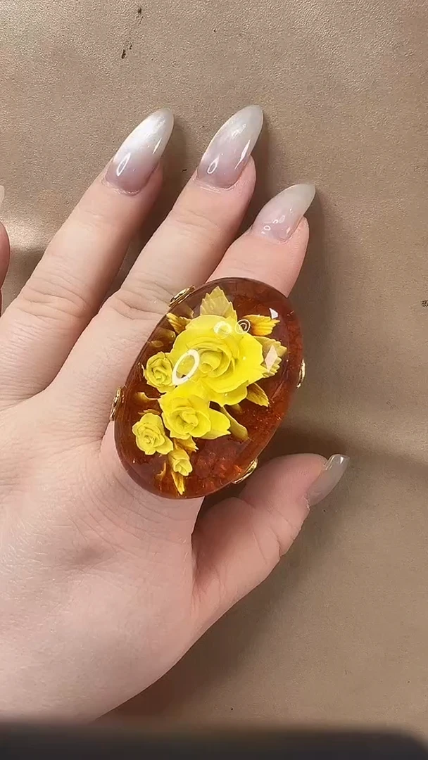 琥珀颈饰未镶嵌戒指