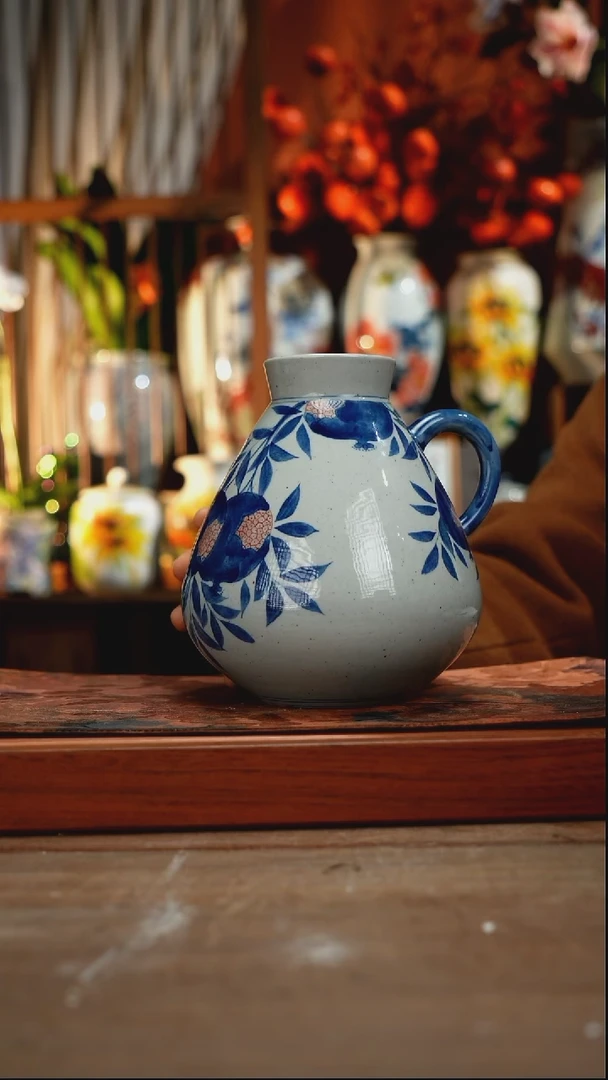 当代景德镇设计师釉下手绘陶瓷花瓶