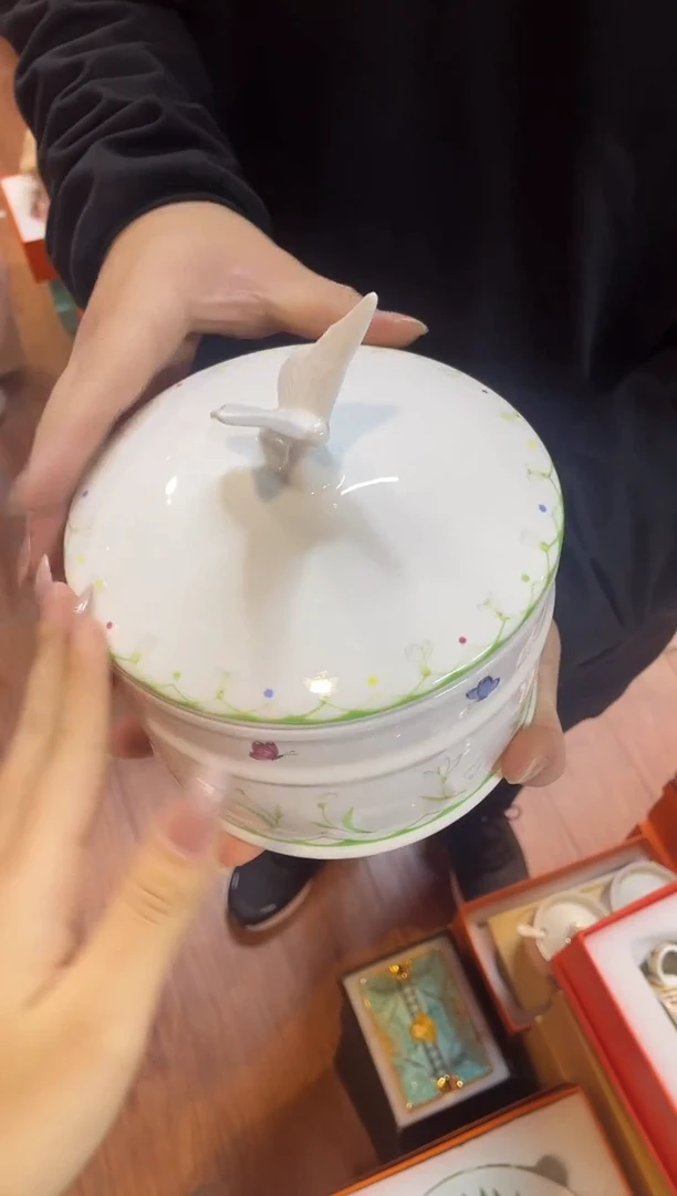 杯鸿辉家品牌瓷器，京东包邮！