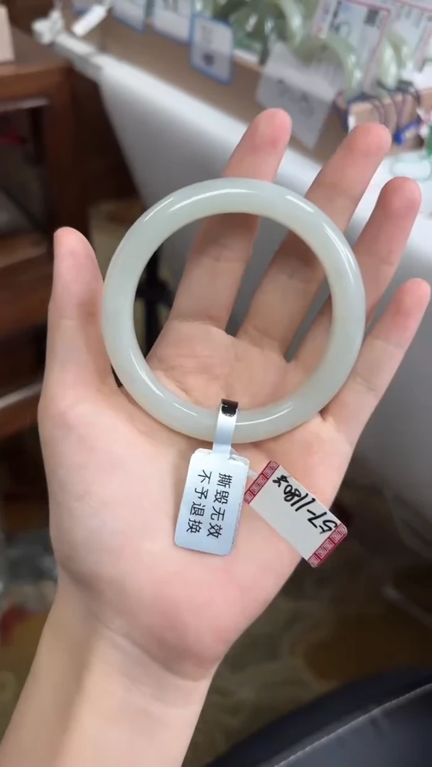 未镶嵌手镯和田玉58