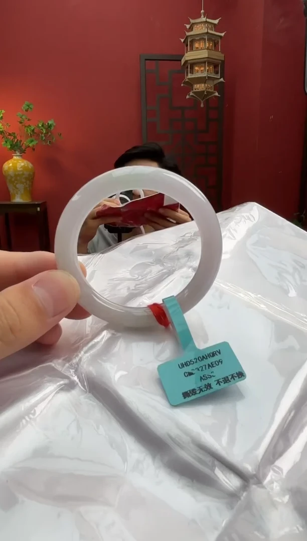 未镶嵌手镯（圆镯）翡翠翡翠手镯4