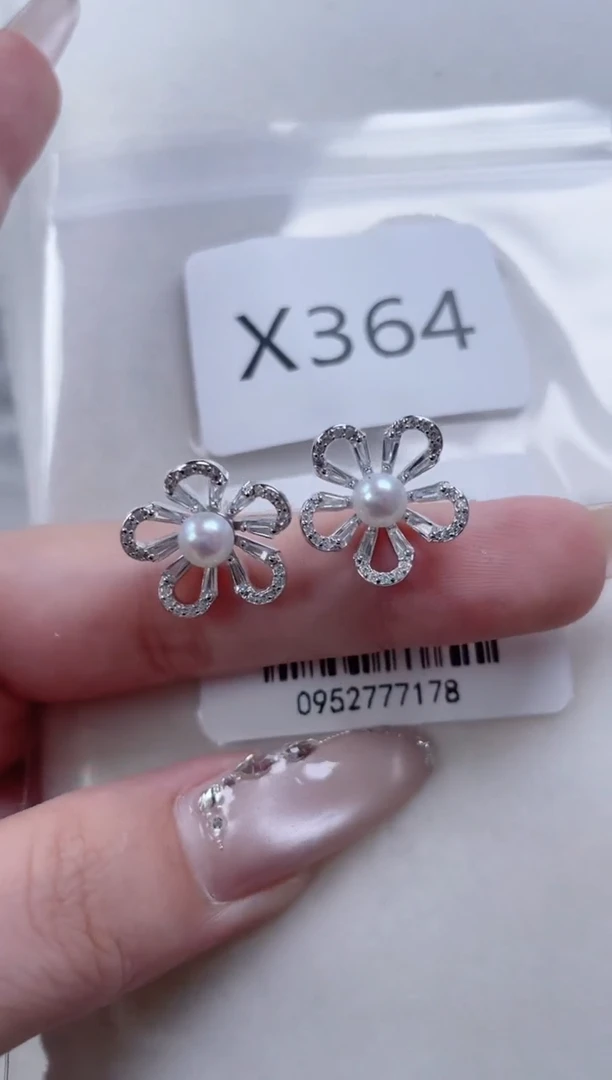 银S925镶嵌淡水珍珠耳饰X364