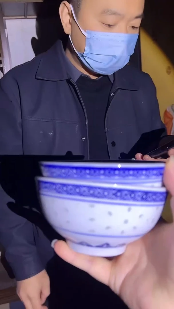 其他陶392景德镇陶瓷摆件一对