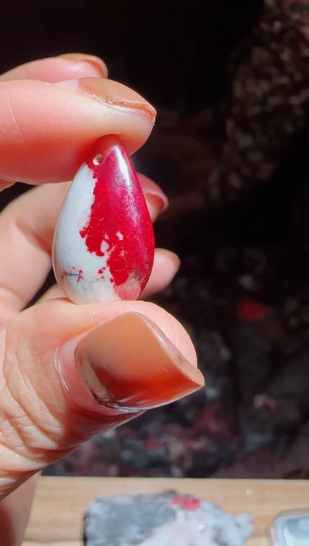 天然辰砂朱砂吊坠 33