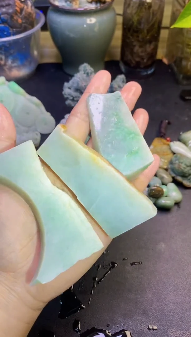 翡翠挂件未镶嵌天然翡翠050