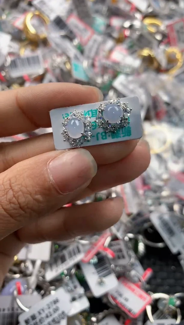 银S925镶嵌戒指翡翠666    8