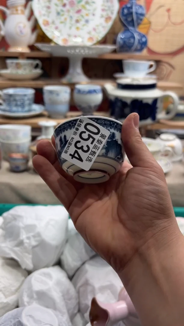 瓷片憧****~--------O534