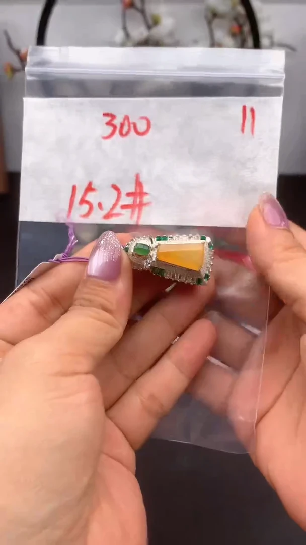 定制翡翠未镶嵌缅甸天然A货翡翠拍一发一