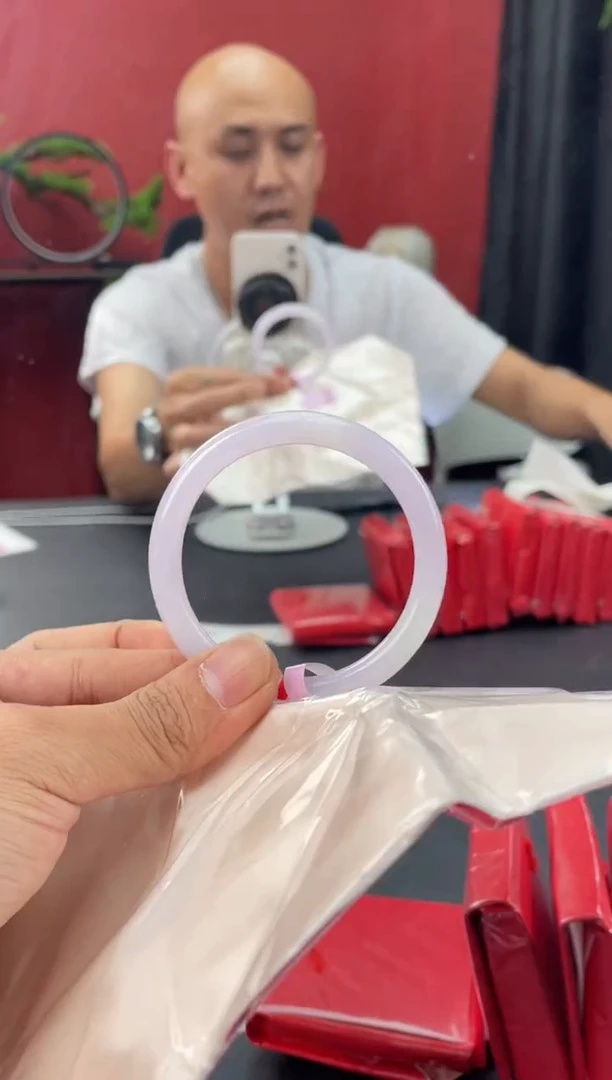 未镶嵌手镯翡翠翡翠手镯（微瑕）5