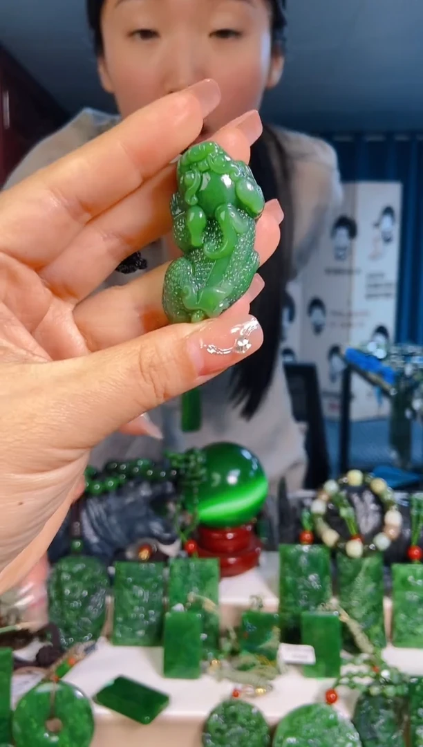 和田玉未镶嵌挂件1