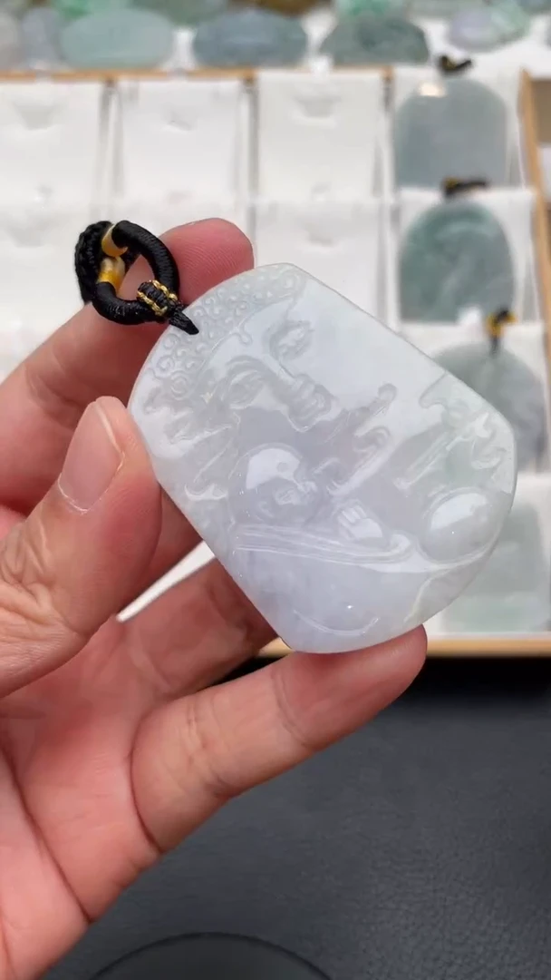 颈饰未镶嵌翡翠天然缅甸翡翠A货400