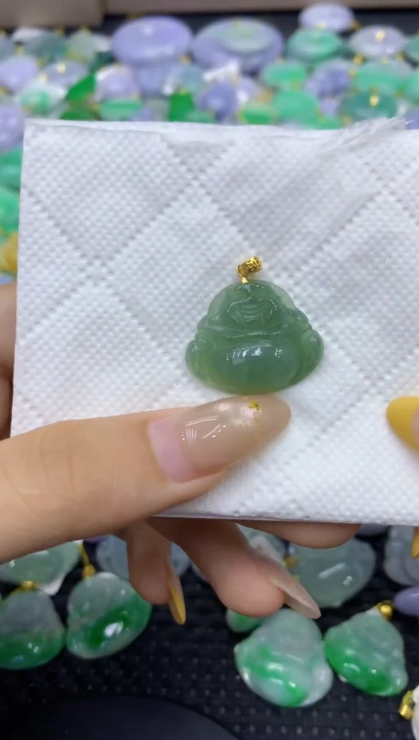 颈饰未镶嵌翡翠天然缅甸翡翠A货