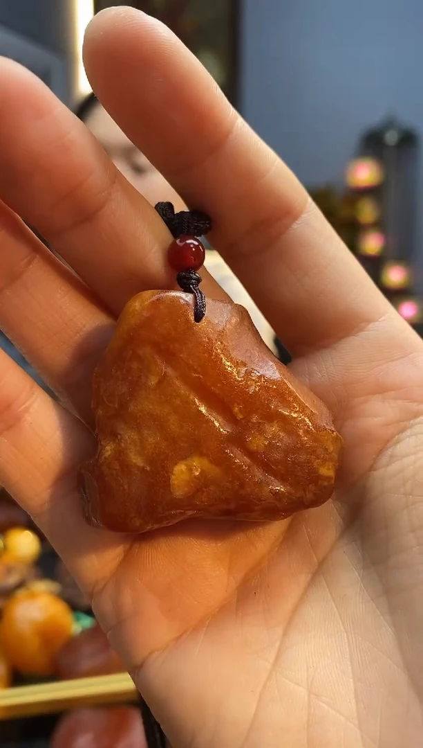 琥珀颈饰未镶嵌吊坠