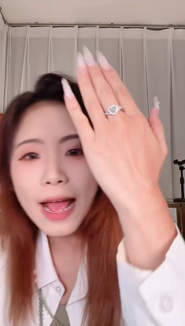 未镶嵌戒指翡翠002翡翠爱心戒指
