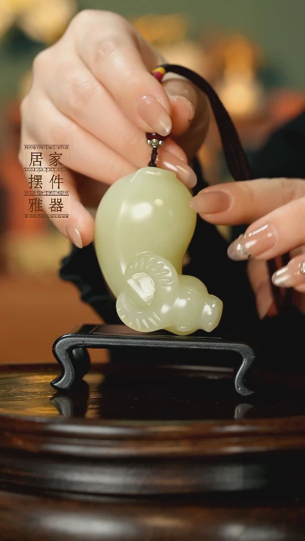 玉《扭转乾坤》摆件