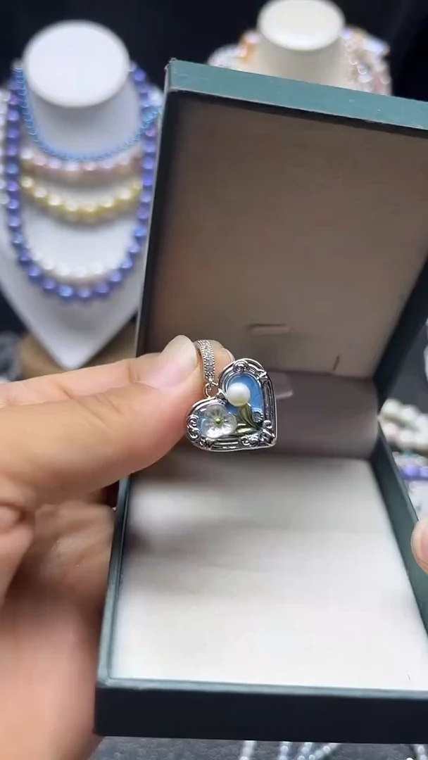 颈饰未镶嵌淡水珍珠多人