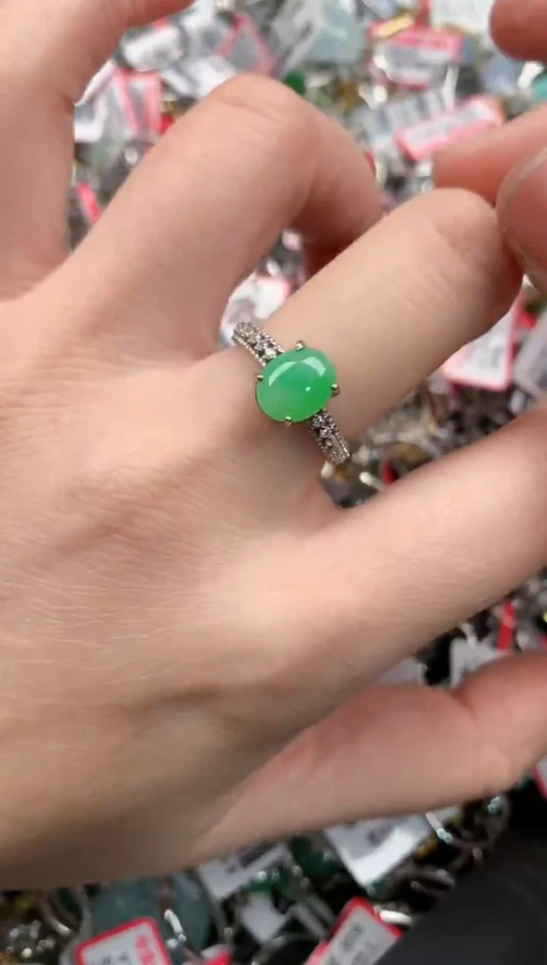 银S925镶嵌戒指翡翠666                9