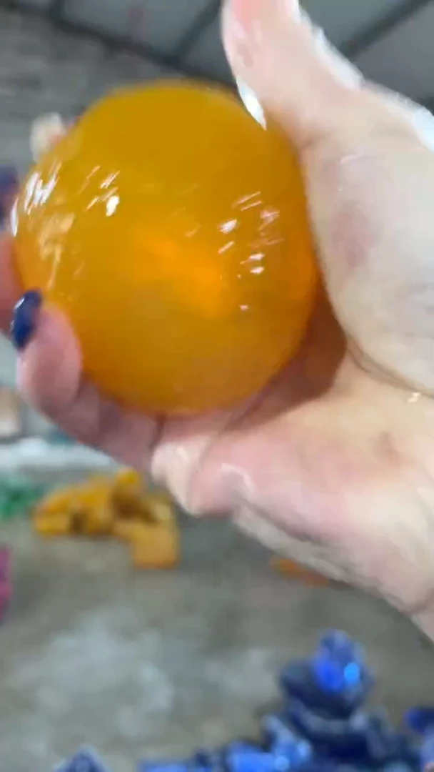 新疆托帕石原石摆件