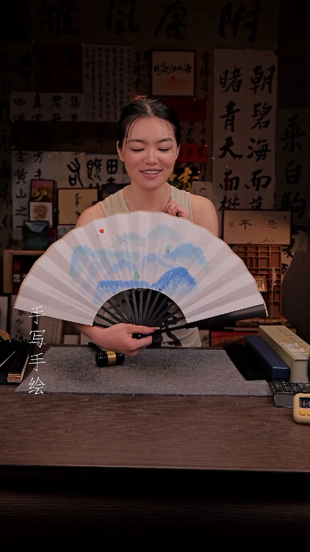 国画852-10寸 手写 扇子-丹丹