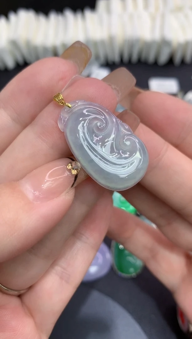 吊坠(不含链)18K金镶嵌翡翠111