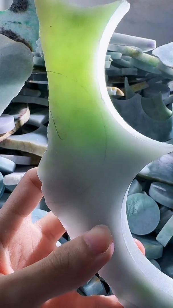 翡翠裸石缅甸翡翠A货文9147