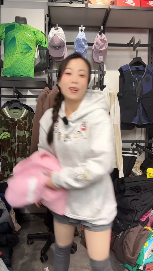1626编码 耐克卫衣服饰过款为准 尺码