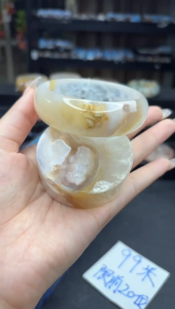 石英质玉手镯未镶嵌498(61圈赠送镯心)