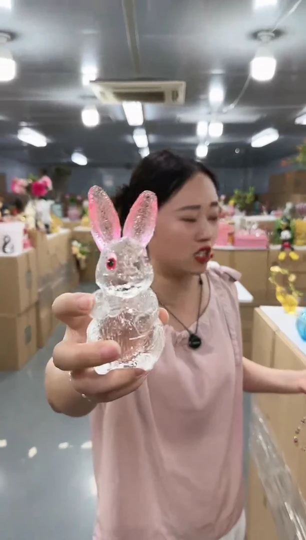 花间集水晶琉璃摆设     兔子