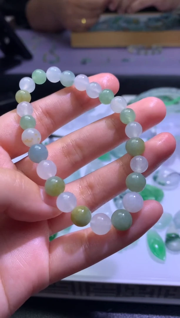 未镶嵌定制翡翠毛货